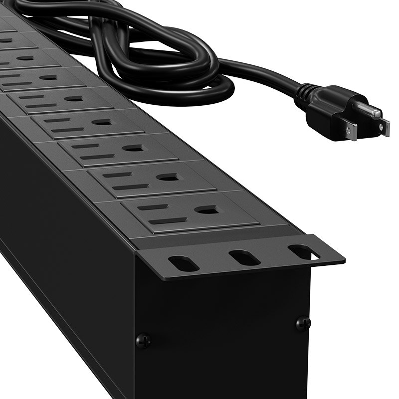12 NEMA outlets rack mount power strip